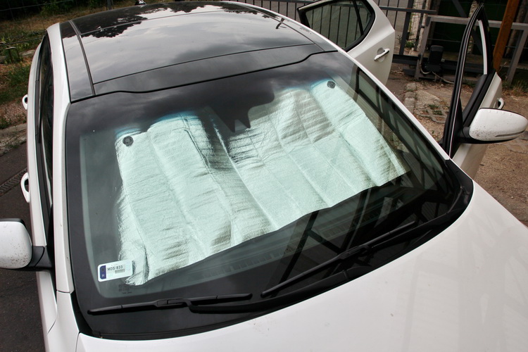 Arnyekolas Autoban 4