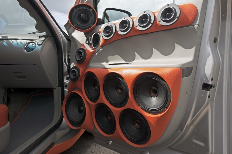 Car Door With A Large Number Of Speakers
