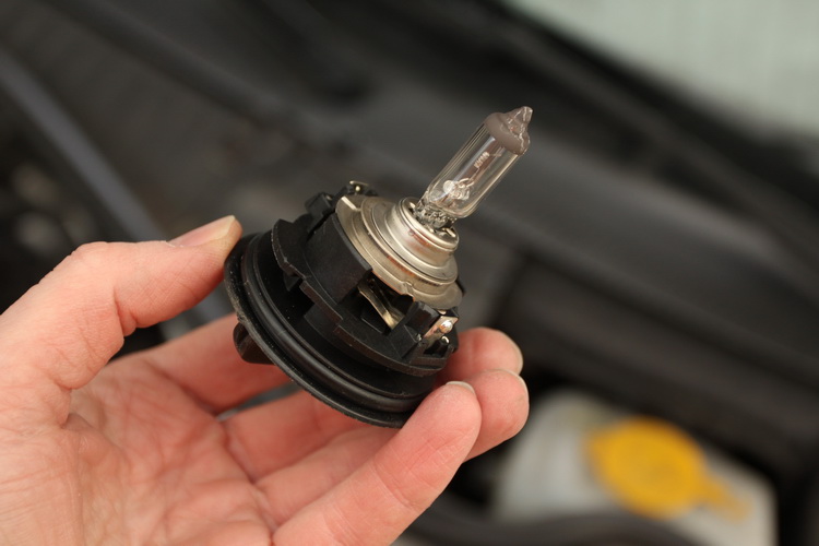 Nyari Felkeszites Auto 3