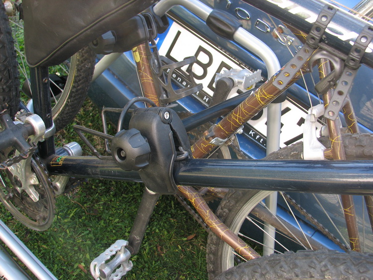 Kerekpartarto Rogzites