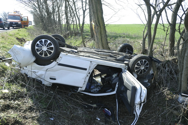 Halálos Baleset Dány és Isaszeg Között