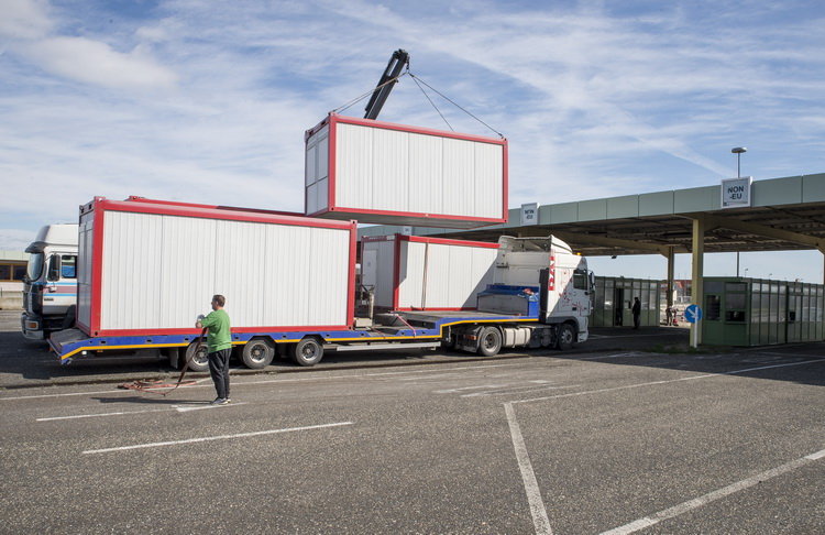 Koronavírus Határellenőrzés Az Osztrák Határon Hegyeshal