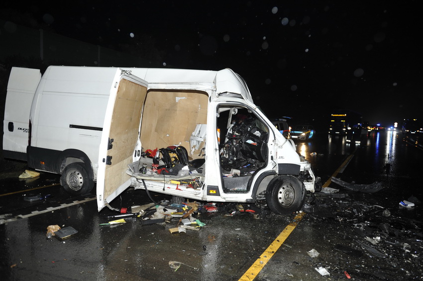 Halálos Baleset Történt Az M1 Es Autópályán