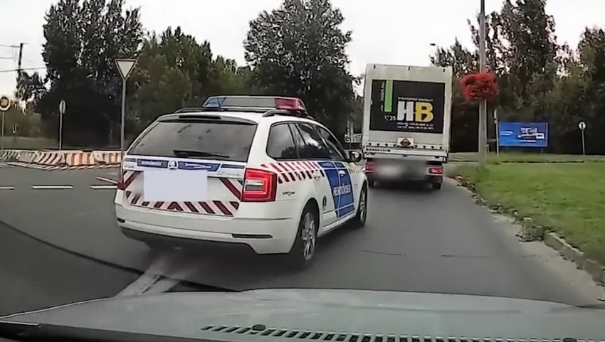 Szabalytalan Rendorok4 Resize