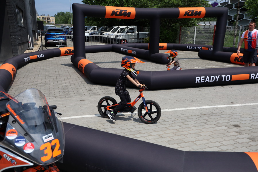 2305 Motomia Megvolt 1