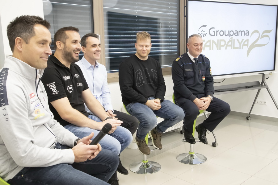 2312 Groupama 25ev 2