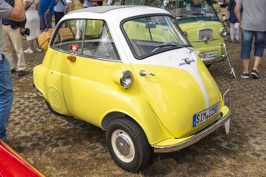 Bmw Isetta Resize